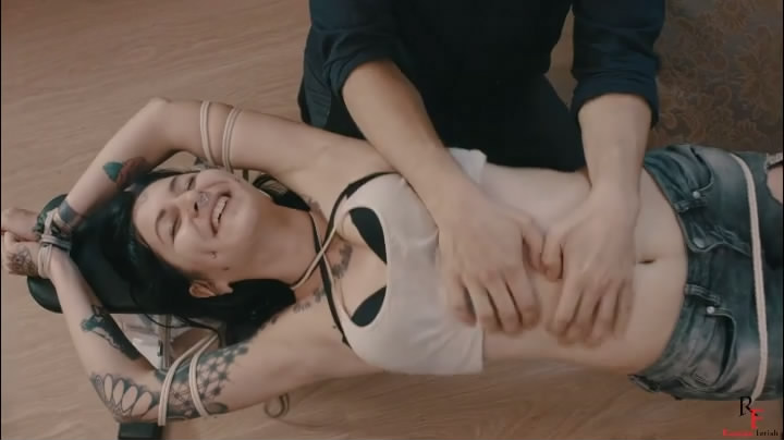 tk天堂欧美挠脚心娱乐视频【K556】