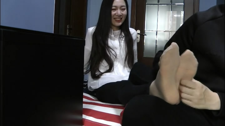 tk天堂挠脚心娱乐视频【K1002】